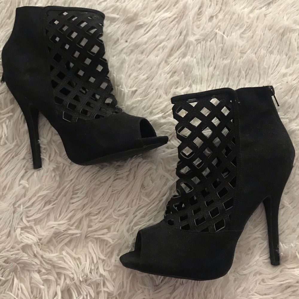 Black fast fashion peep toe bootie - never worn